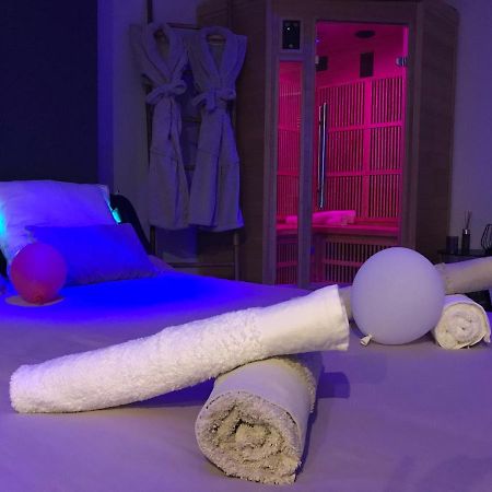 Sweet Love Romantique By Locationslepuyenvelay Le Puy-en-Velay Ngoại thất bức ảnh